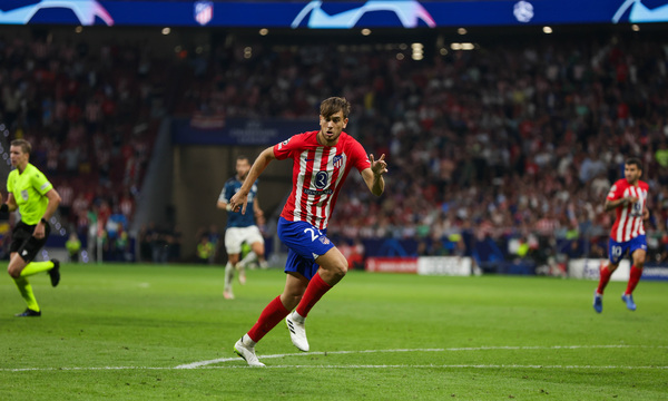 Ilias Kostis debut Atletico-Feyenoord